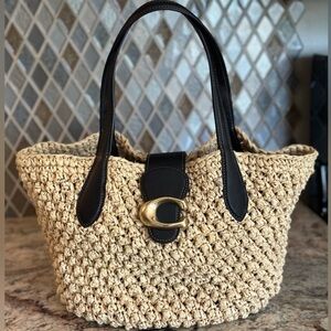 🍒 COACH SMALL TOTE STRAW 🍒